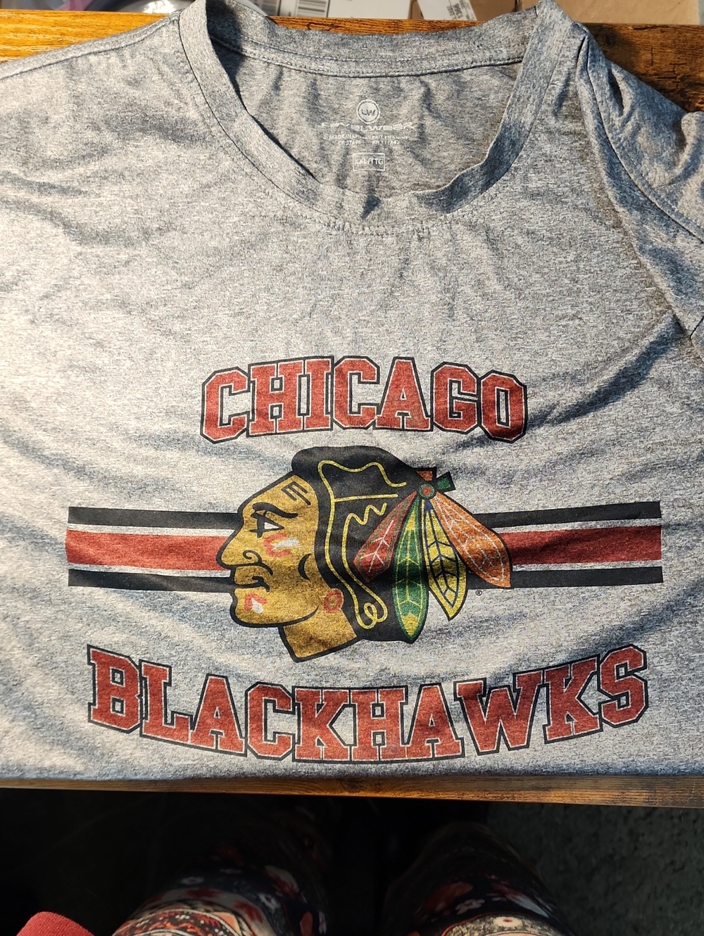 Levelwear Chicago Blackhawks Heather Grey Graphic Tee XXL/TTG Go Hawks! 🏒